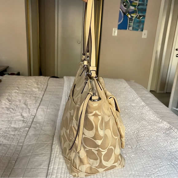 COACH Signature 'Leah' Canvas Tote Cream - Picture 7 of 9